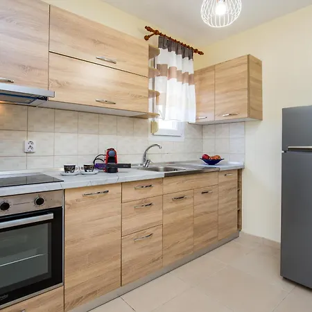 House Litsa 1 In بوتوس