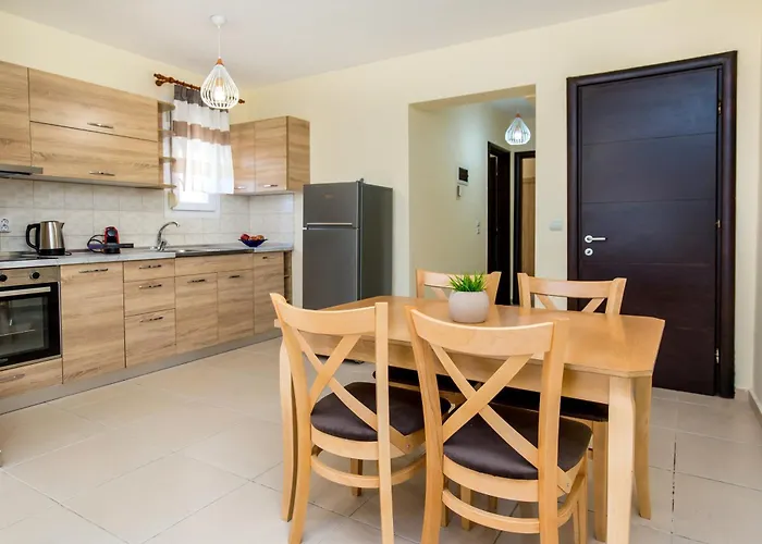 公寓 House Litsa 1 In